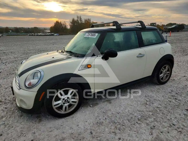 2013 Mini COOPER фото