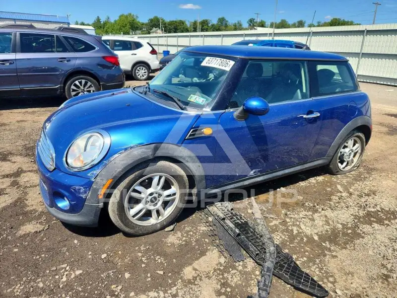 2013 Mini COOPER photo