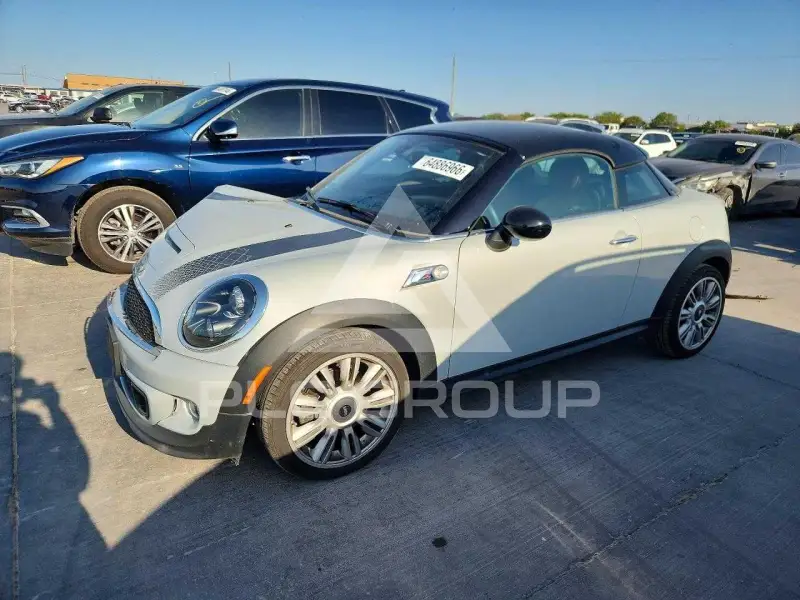2013 Mini COOPER photo