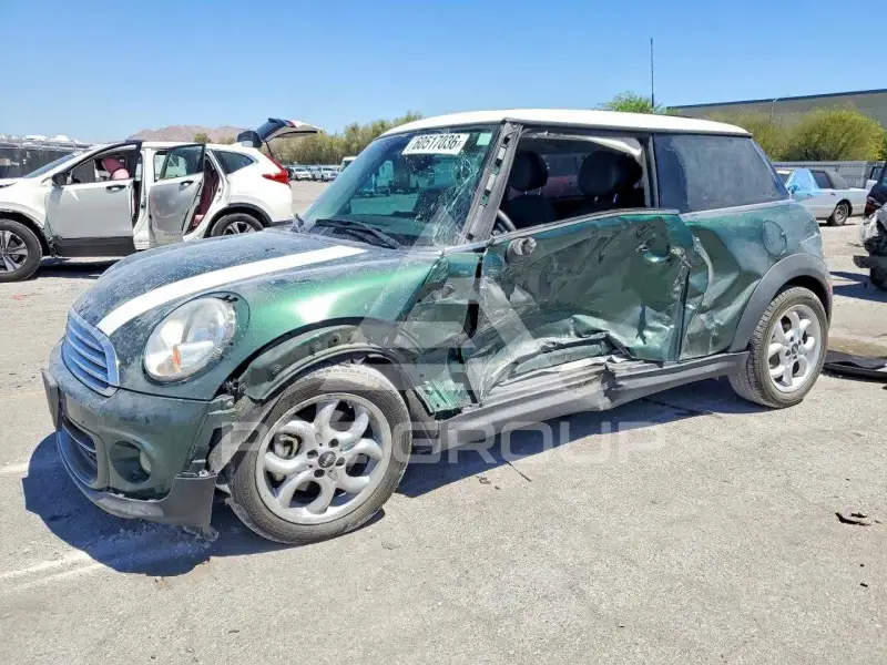 2013 Mini COOPER photo