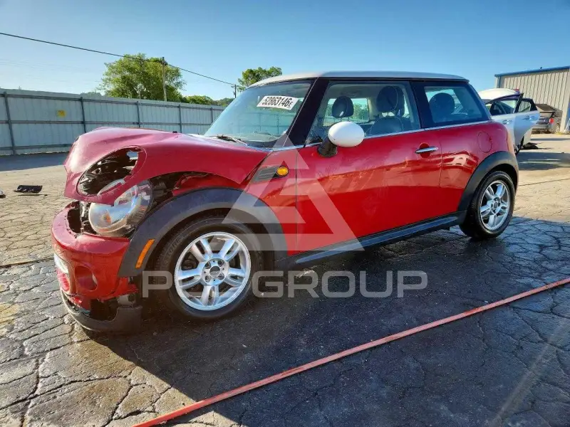 2013 Mini COOPER photo