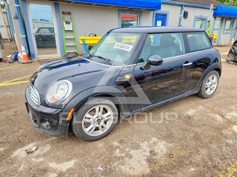 2013 Mini COOPER photo