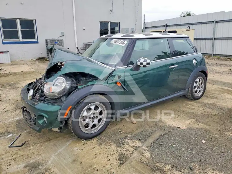 2013 Mini COOPER photo