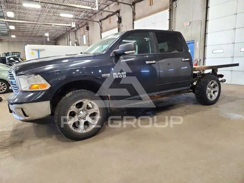 2013 RAM 1500 photo
