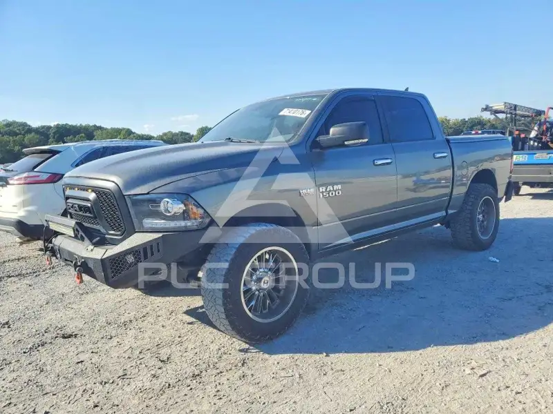 2013 RAM 1500 photo