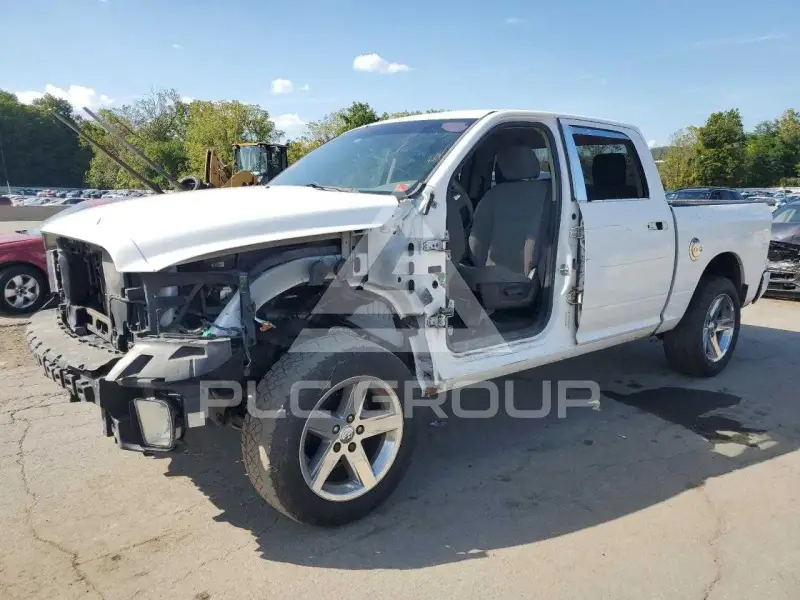 2013 RAM 1500 фото