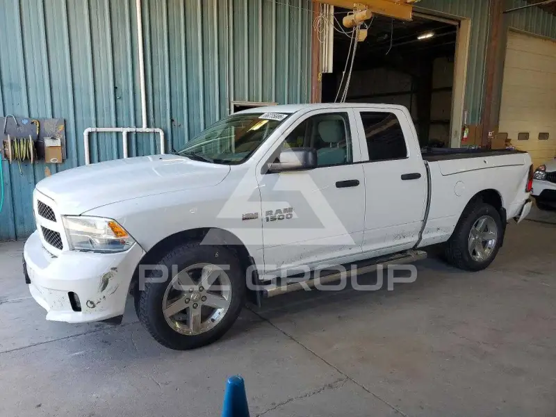 2013 RAM 1500 photo