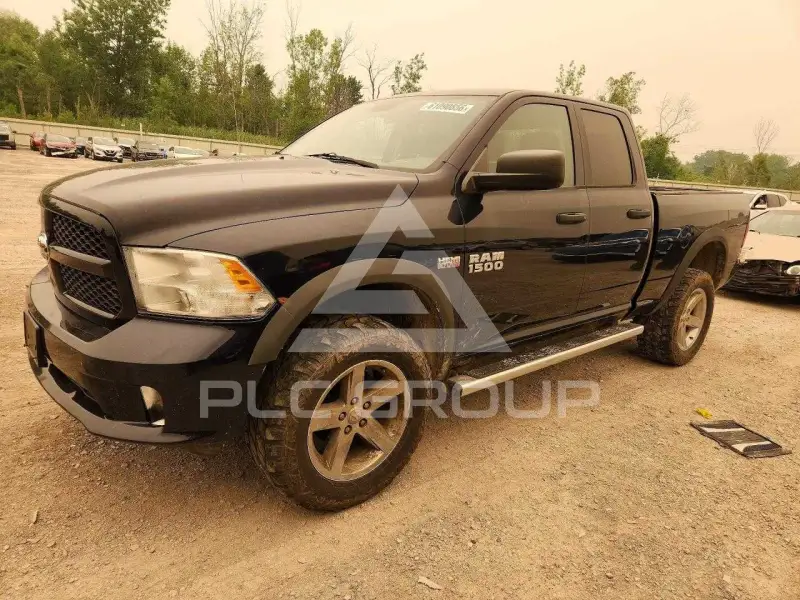 2013 RAM 1500 photo