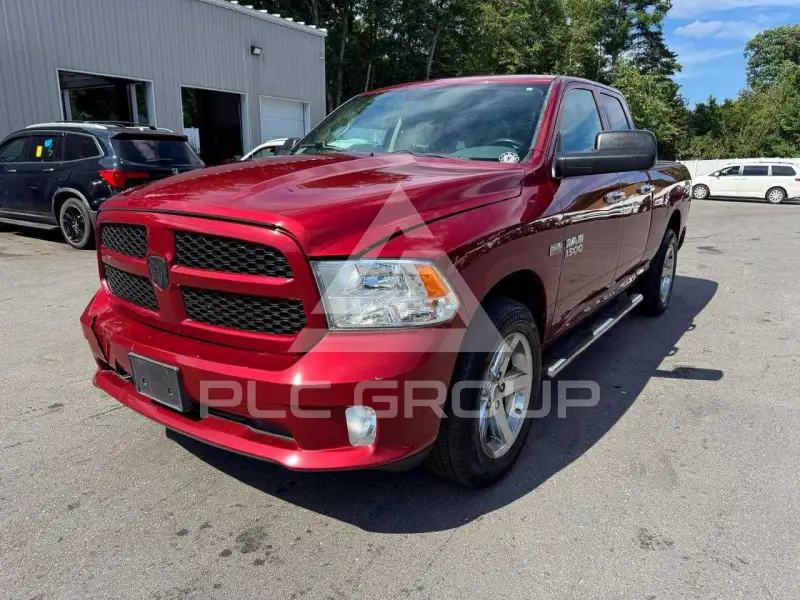 2013 RAM 1500 photo