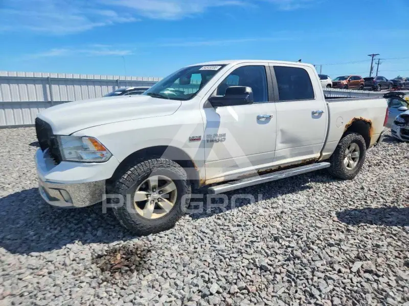 2013 RAM 1500 photo