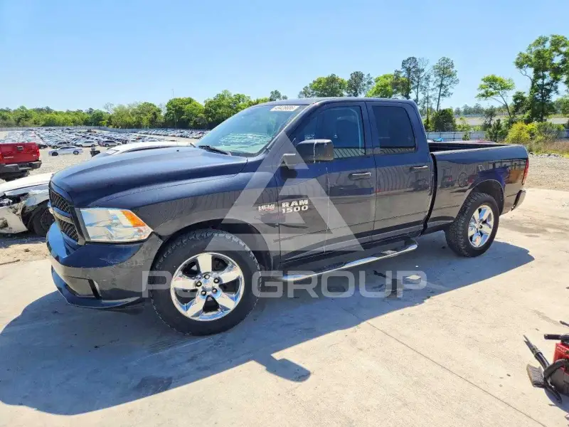 2013 RAM 1500 photo
