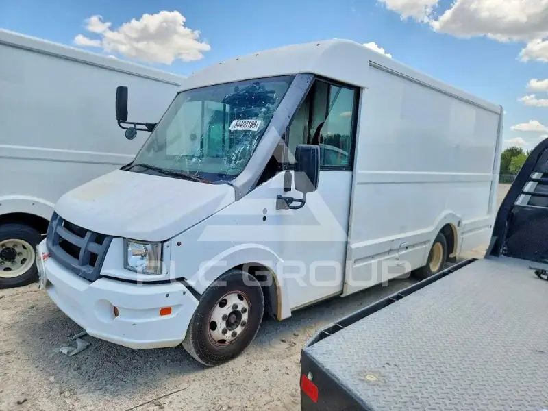 2013 Isuzu NPR фото