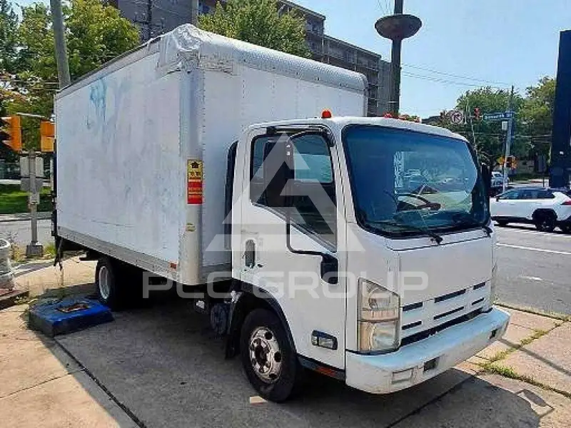 2013 Isuzu NPR фото
