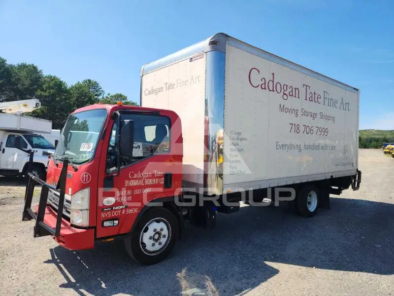 2013 Isuzu NQR photo