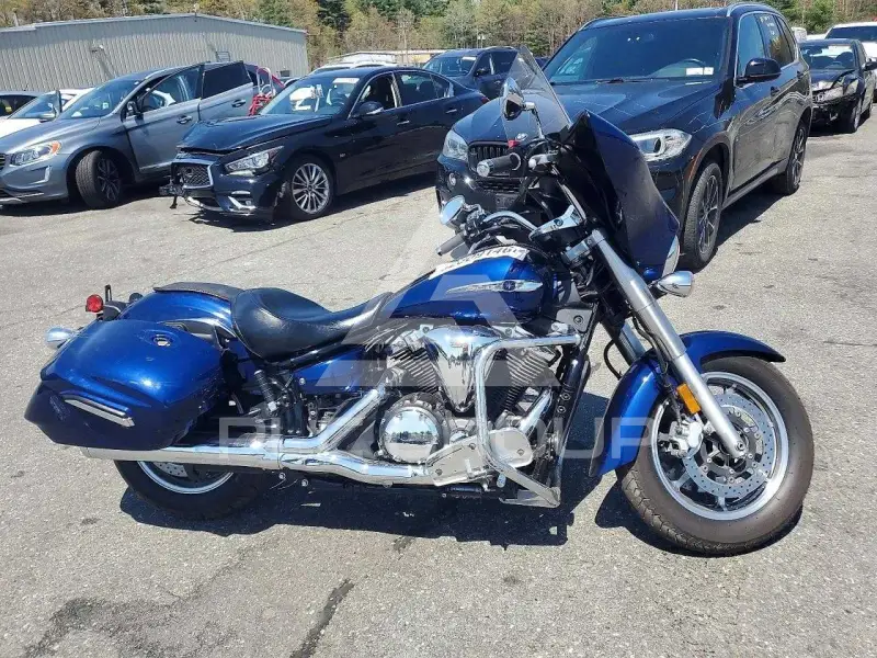 2013 Yamaha XVS1100 фото