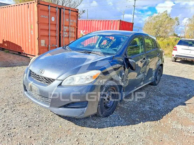 2013 Toyota MATRIX фото