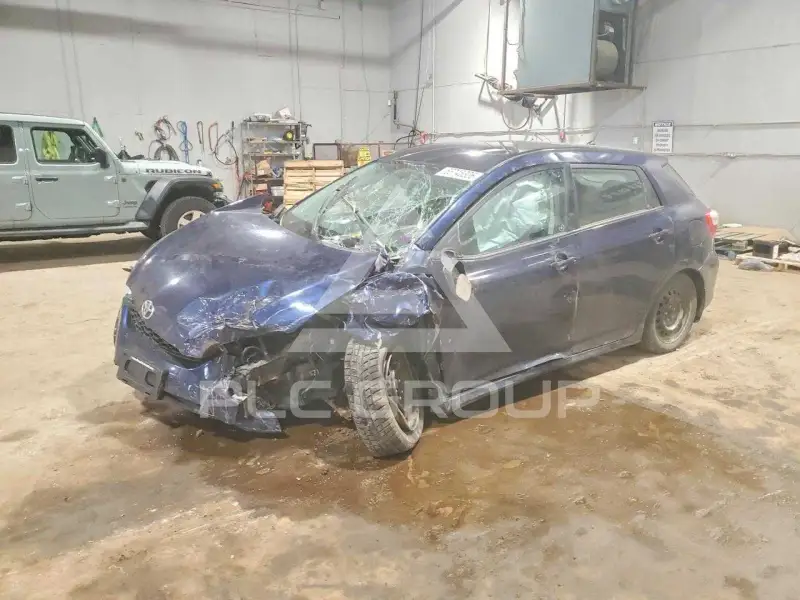 2013 Toyota MATRIX фото