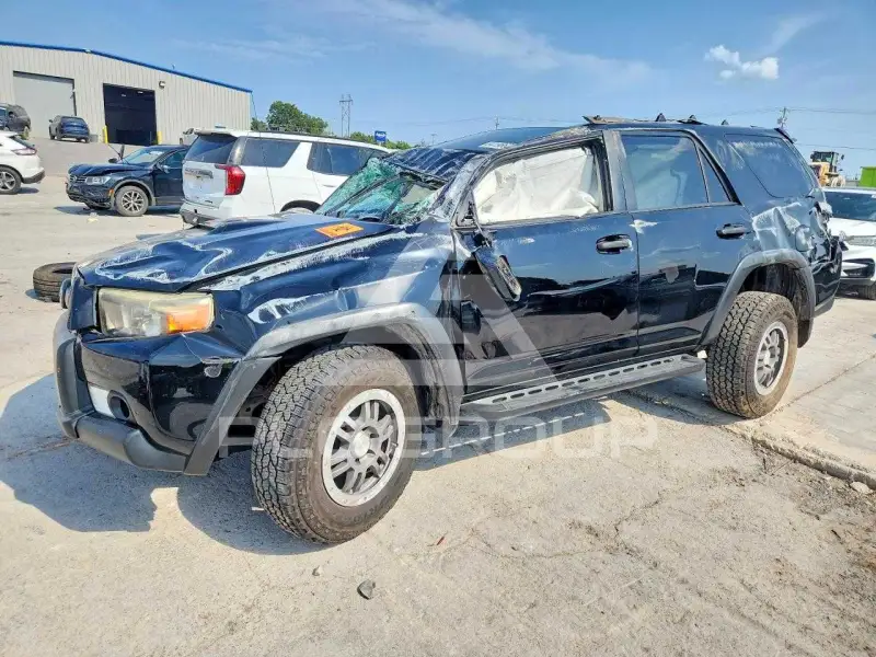 2013 Toyota 4 RUNNER фото