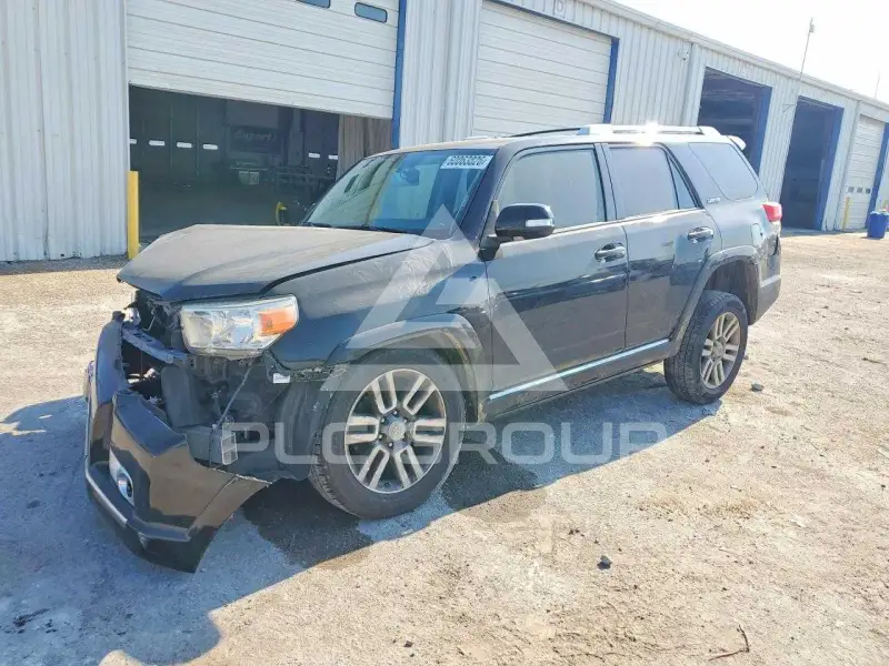 2013 Toyota 4 RUNNER фото