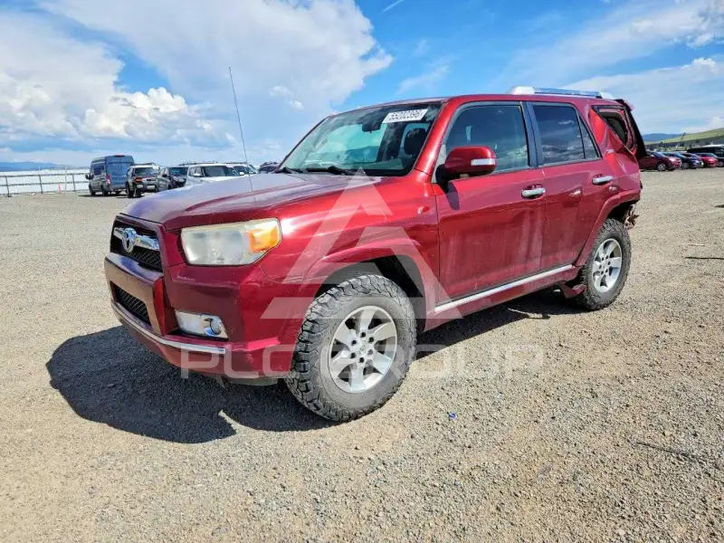 2013 Toyota 4 RUNNER фото