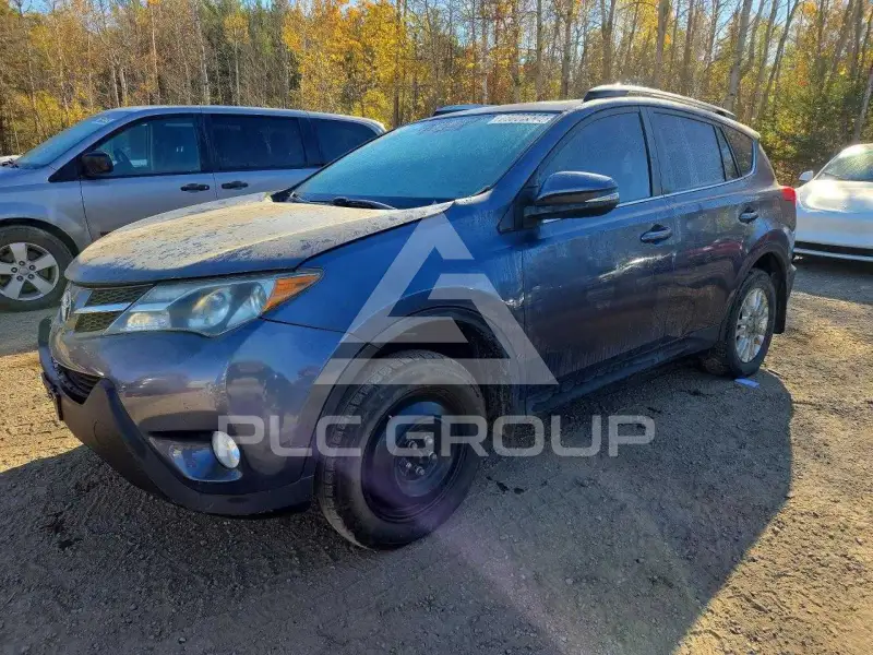 2013 Toyota RAV4 photo