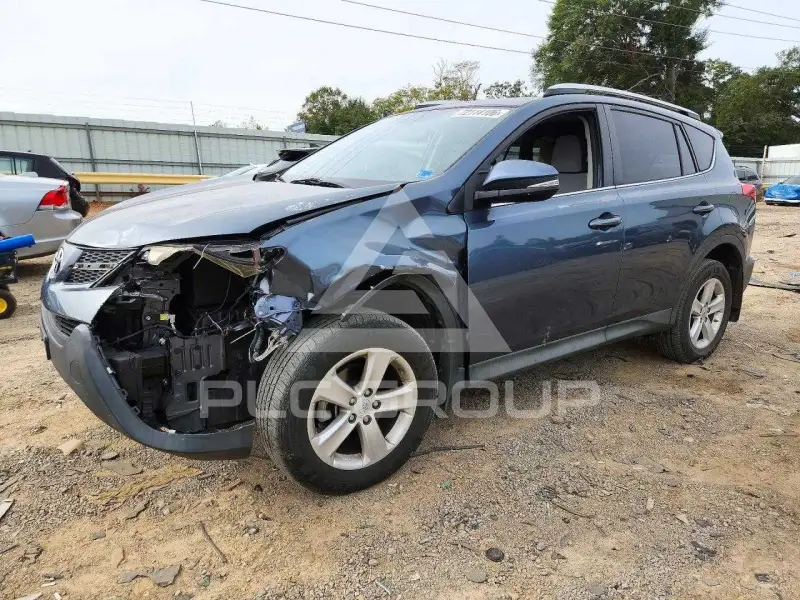 2013 Toyota RAV4 фото