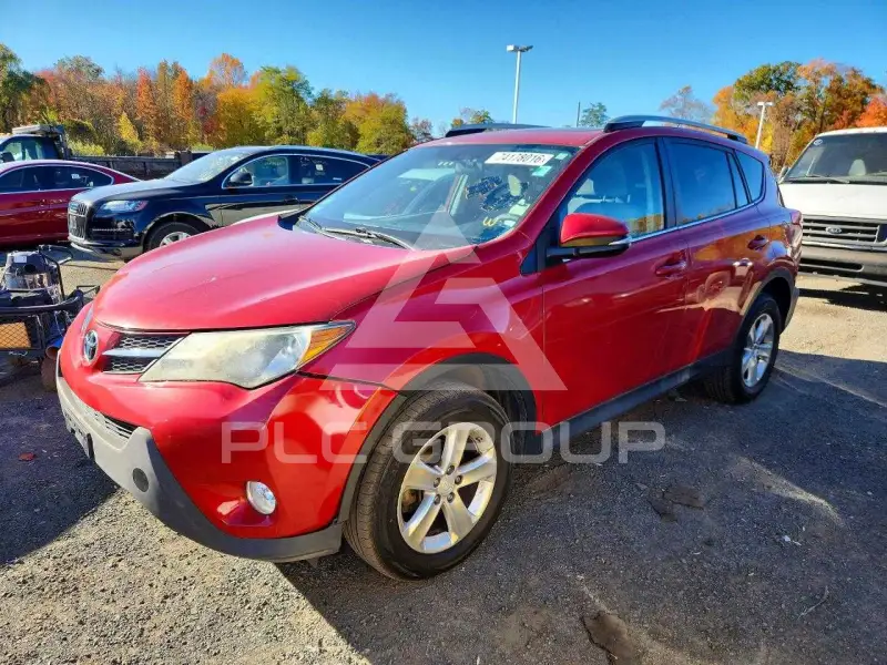 2013 Toyota RAV4 фото