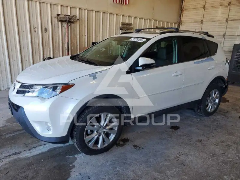 2013 Toyota RAV4 photo