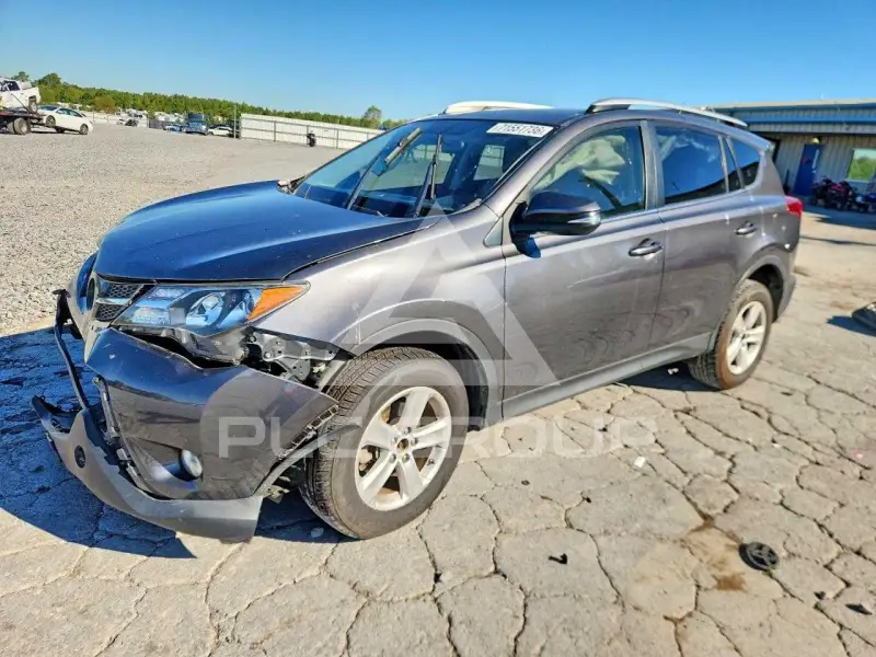 2013 Toyota RAV4 фото