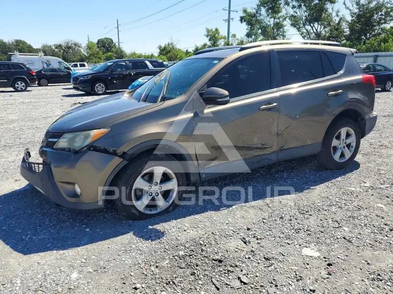 2013 Toyota RAV4 фото