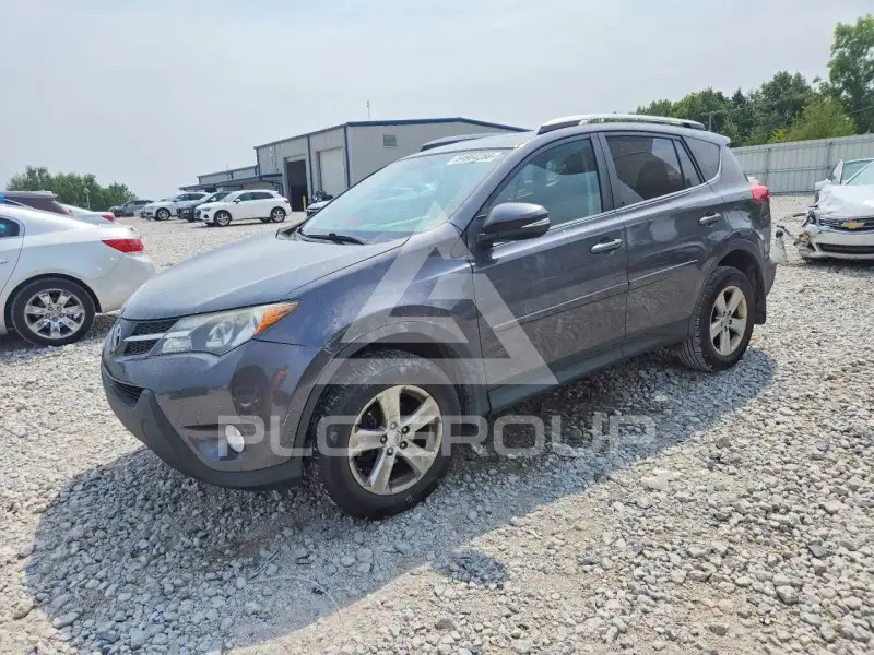 2013 Toyota RAV4 photo