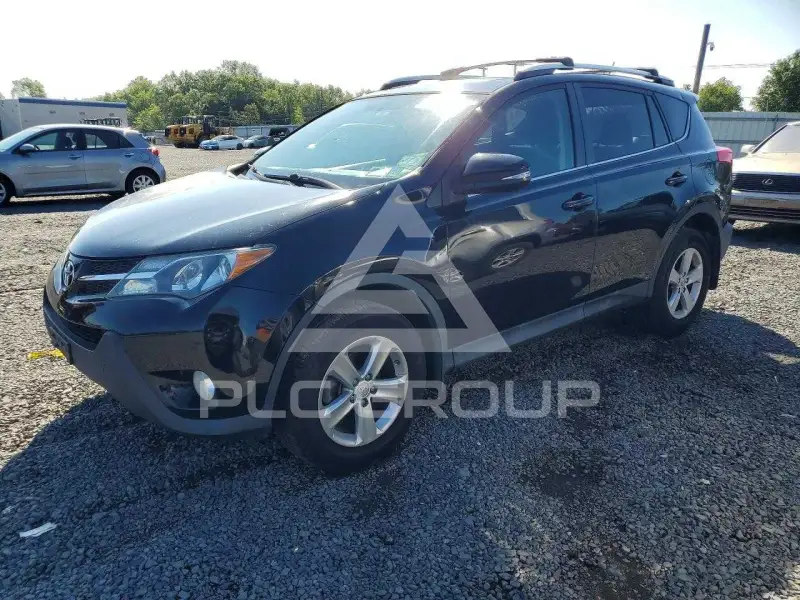 2013 Toyota RAV4 фото
