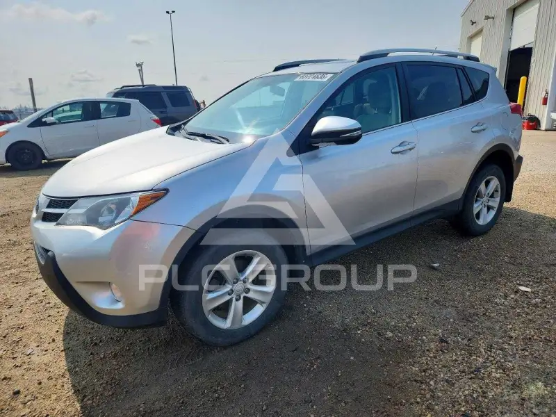 2013 Toyota RAV4 фото