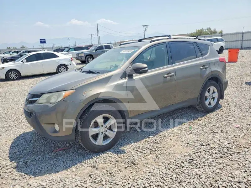 2013 Toyota RAV4 фото