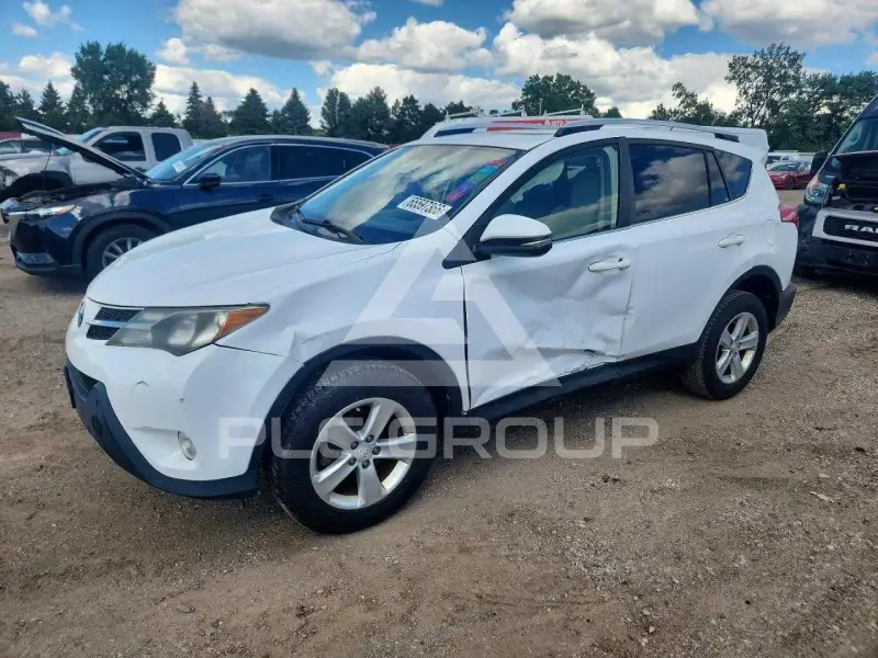 2013 Toyota RAV4 фото