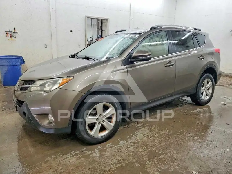 2013 Toyota RAV4 фото