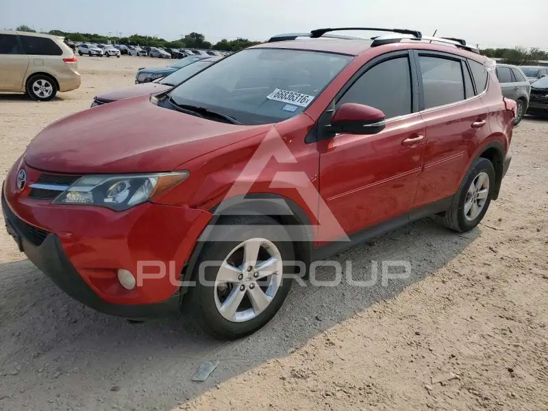 2013 Toyota RAV4 фото