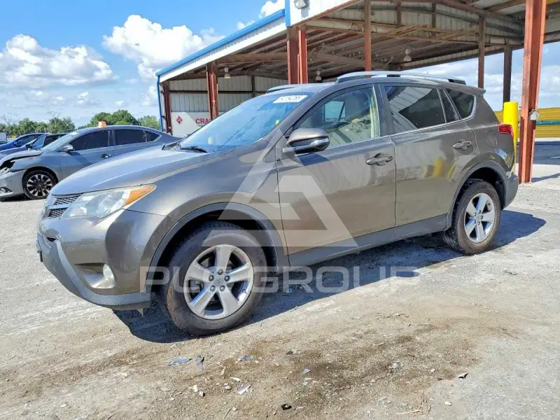 2013 Toyota RAV4 фото