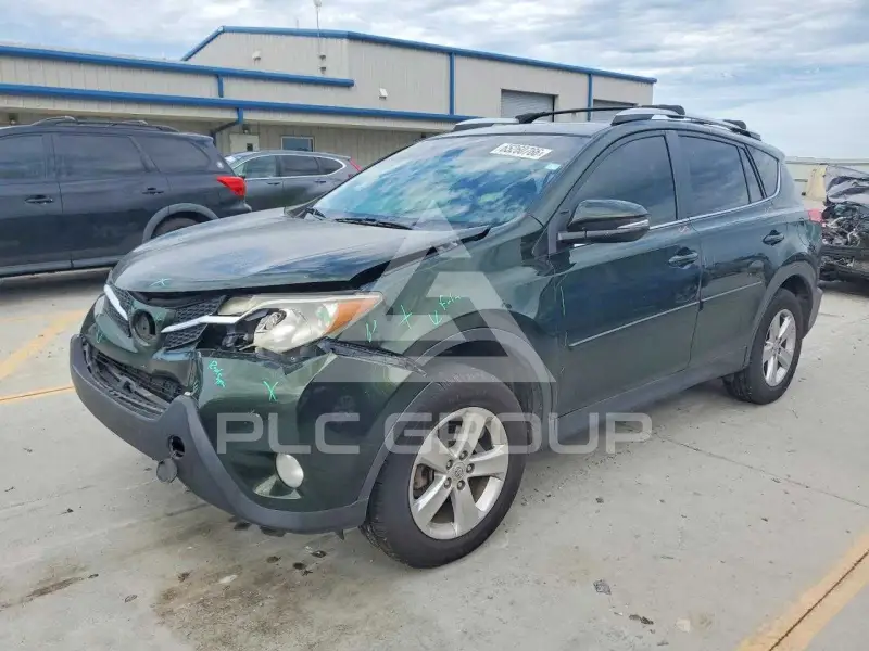 2013 Toyota RAV4 фото