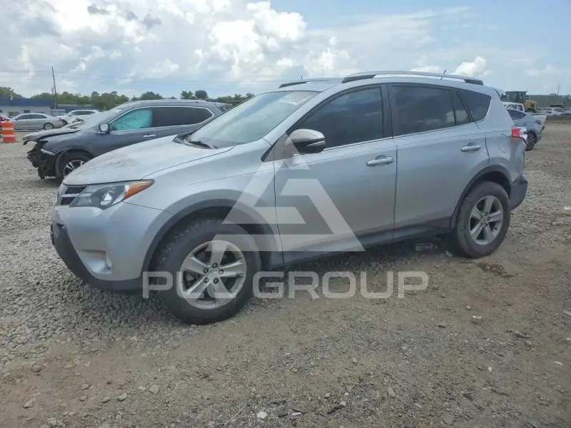 2013 Toyota RAV4 фото