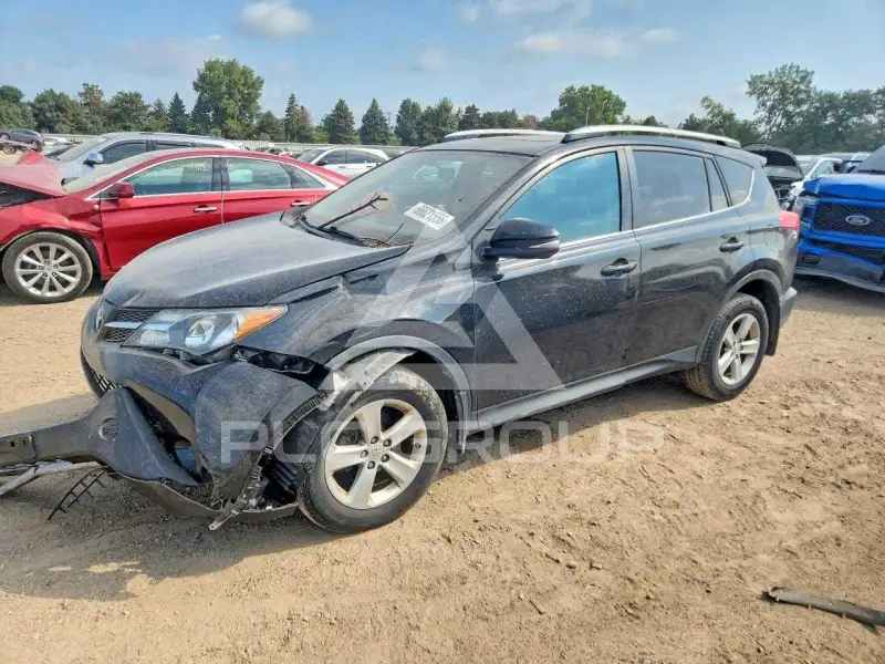 2013 Toyota RAV4 фото