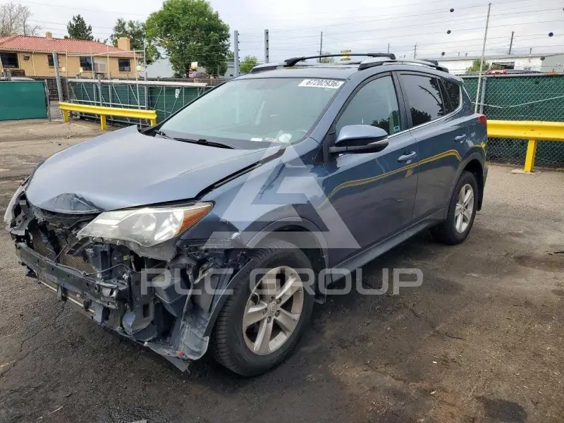 2013 Toyota RAV4 фото