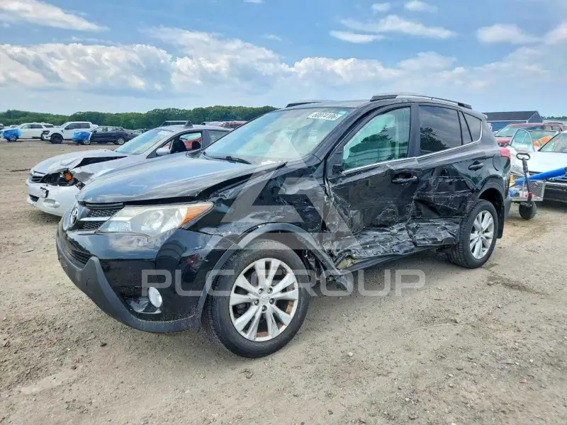 2013 Toyota RAV4 photo
