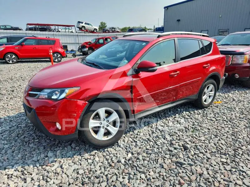 2013 Toyota RAV4 photo