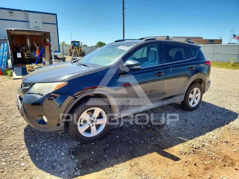 2013 Toyota RAV4 фото