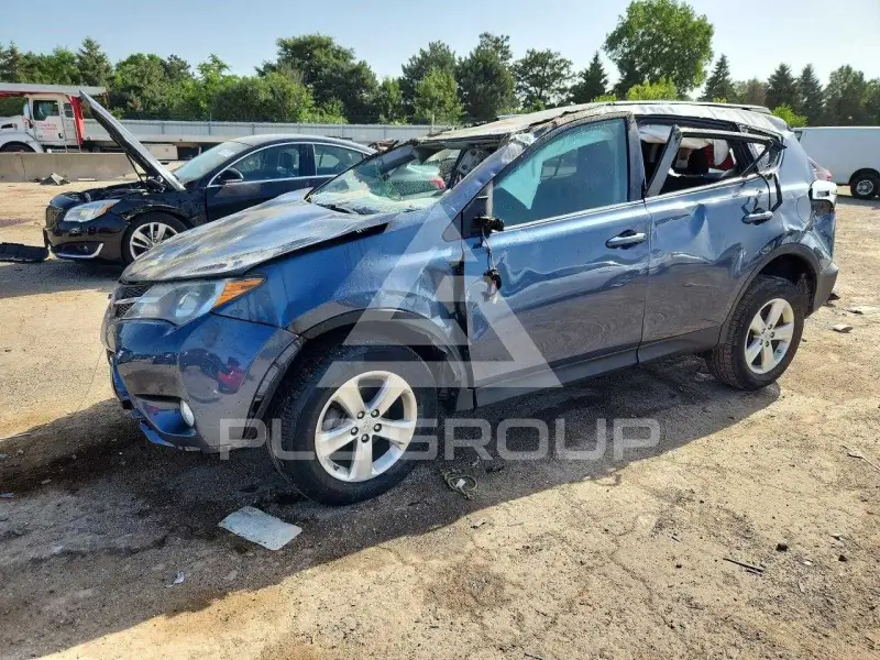 2013 Toyota RAV4 фото