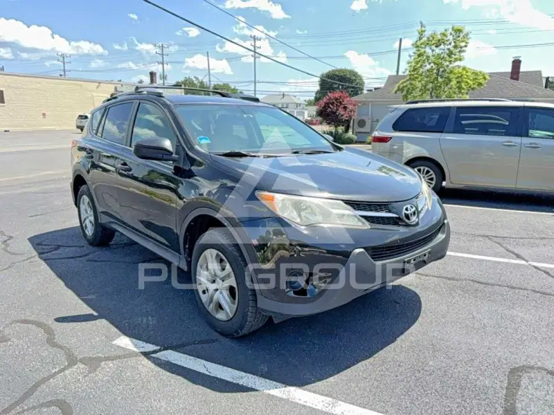 2013 Toyota RAV4 photo