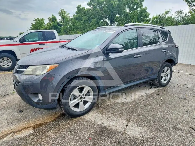 2013 Toyota RAV4 фото