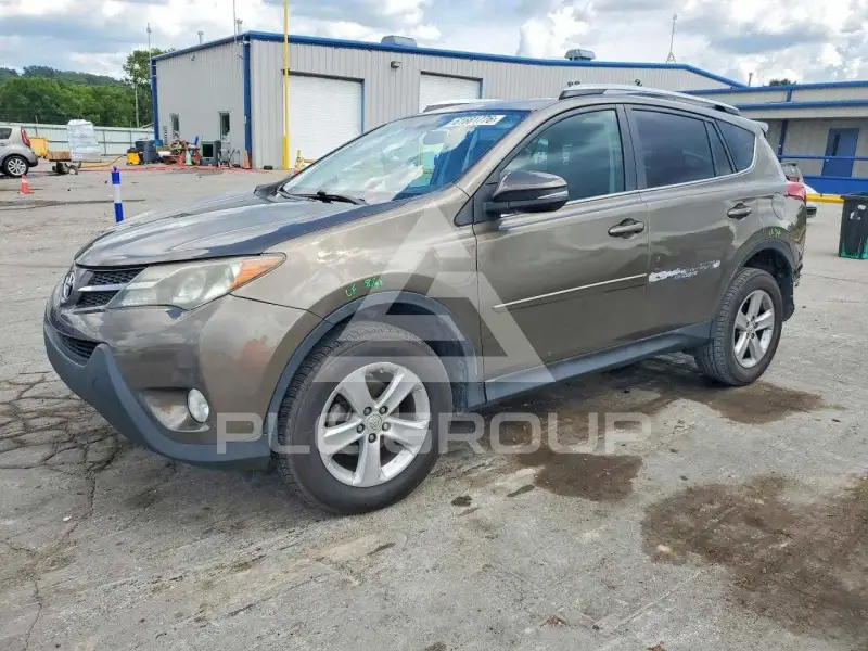 2013 Toyota RAV4 фото