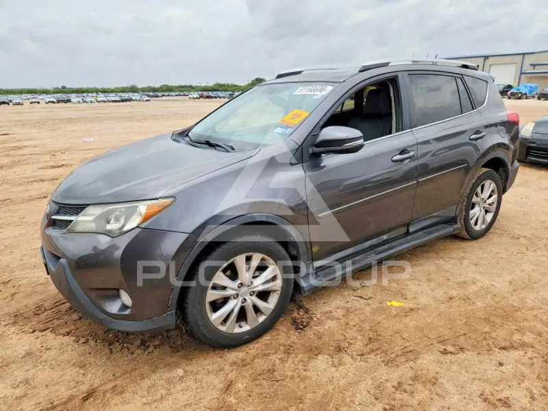 2013 Toyota RAV4 photo